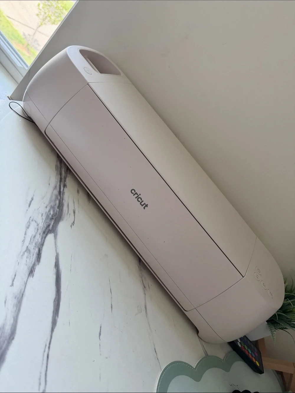Cricut Smart Cutting Machine in Light Pink